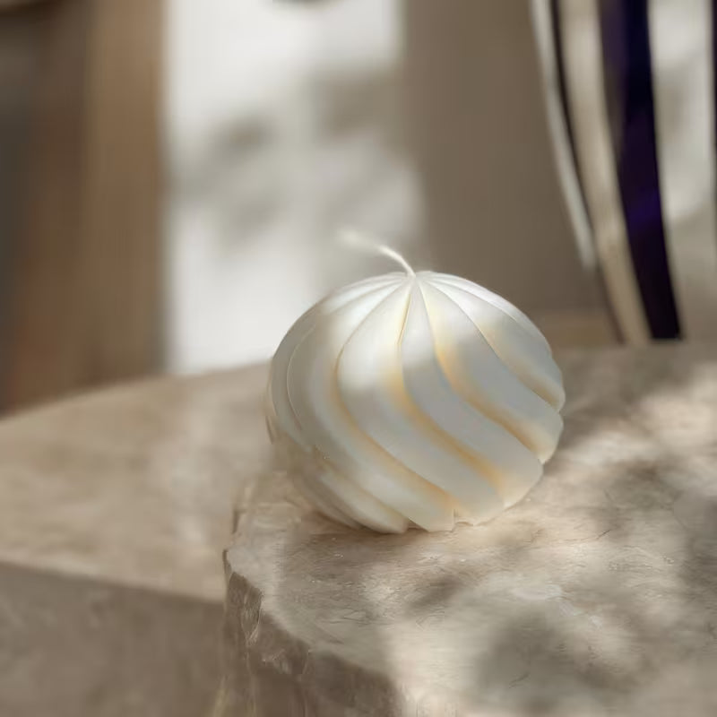 Modern Geometric Rotating Candle